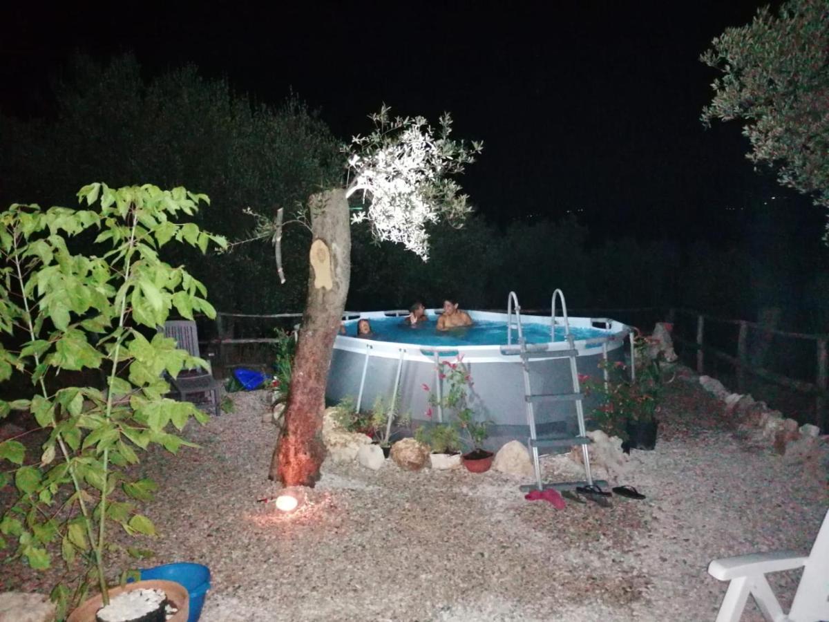 B&B Rifugio Tra Gli Ulivi Campagna Luaran gambar