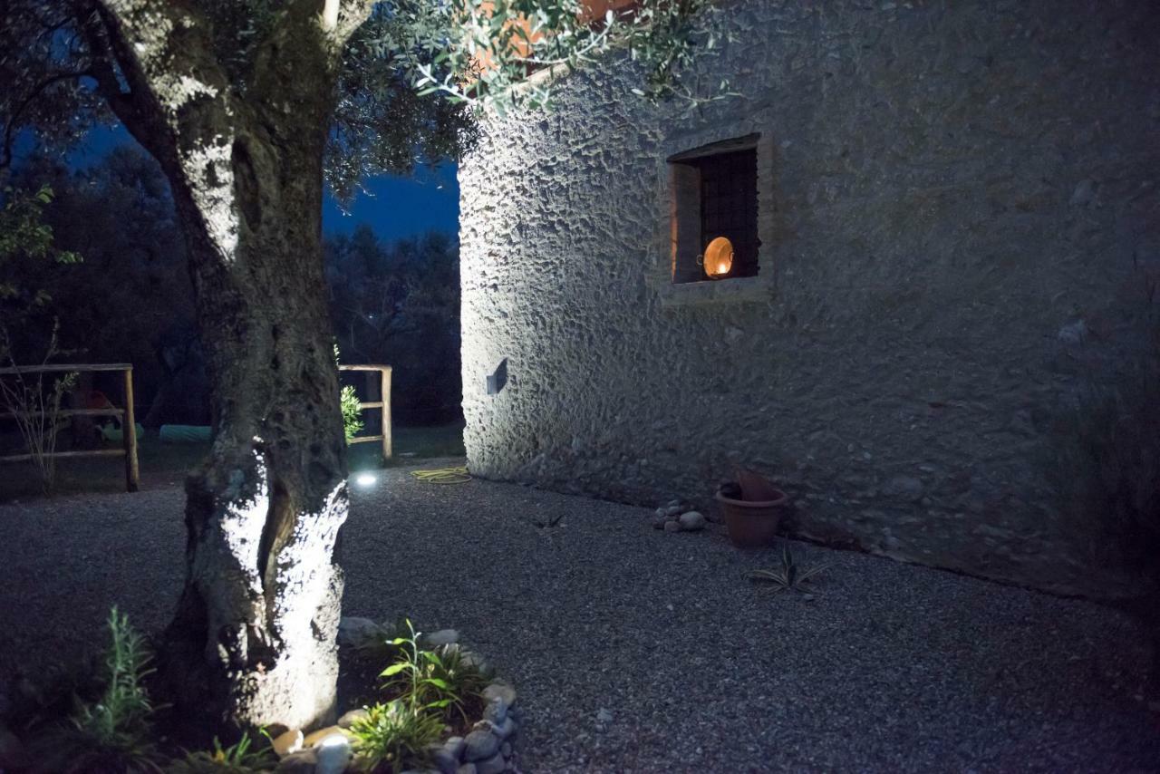 B&B Rifugio Tra Gli Ulivi Campagna Luaran gambar